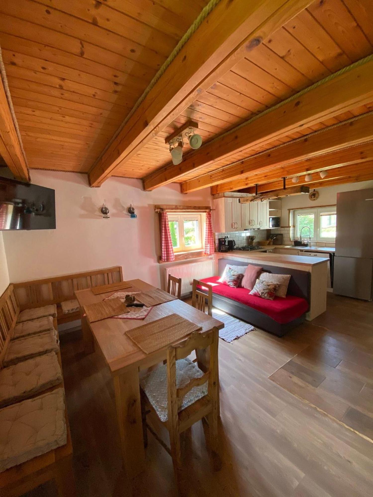 Apartmany U Dostalu เบดริคอฟ ภายนอก รูปภาพ